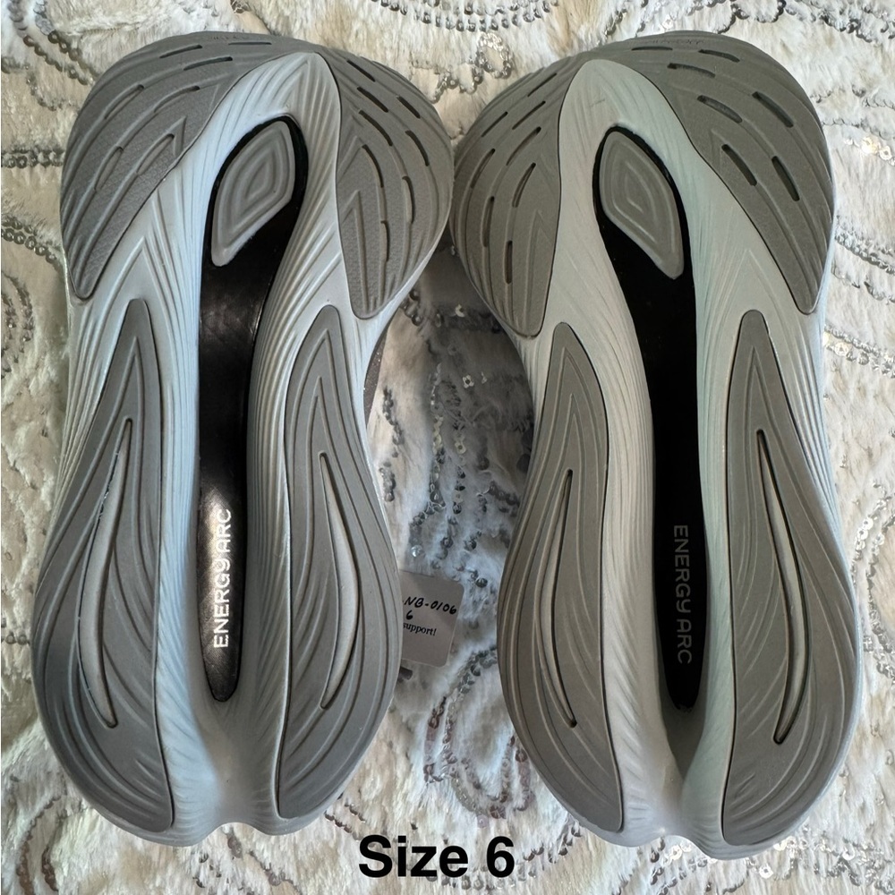 NWOB NEW BALANCE FuelCell SuperComp Trainer - Picture 10 of 10
